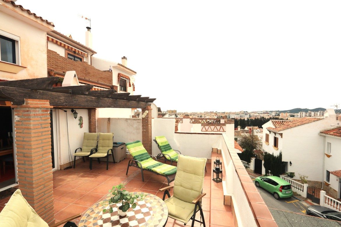 Cozy apartment with a large terrace in Mijas Costa, Costa del Sol