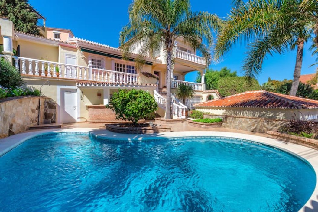 Fantastic villa in Nueva Andalucia, Costa del Sol